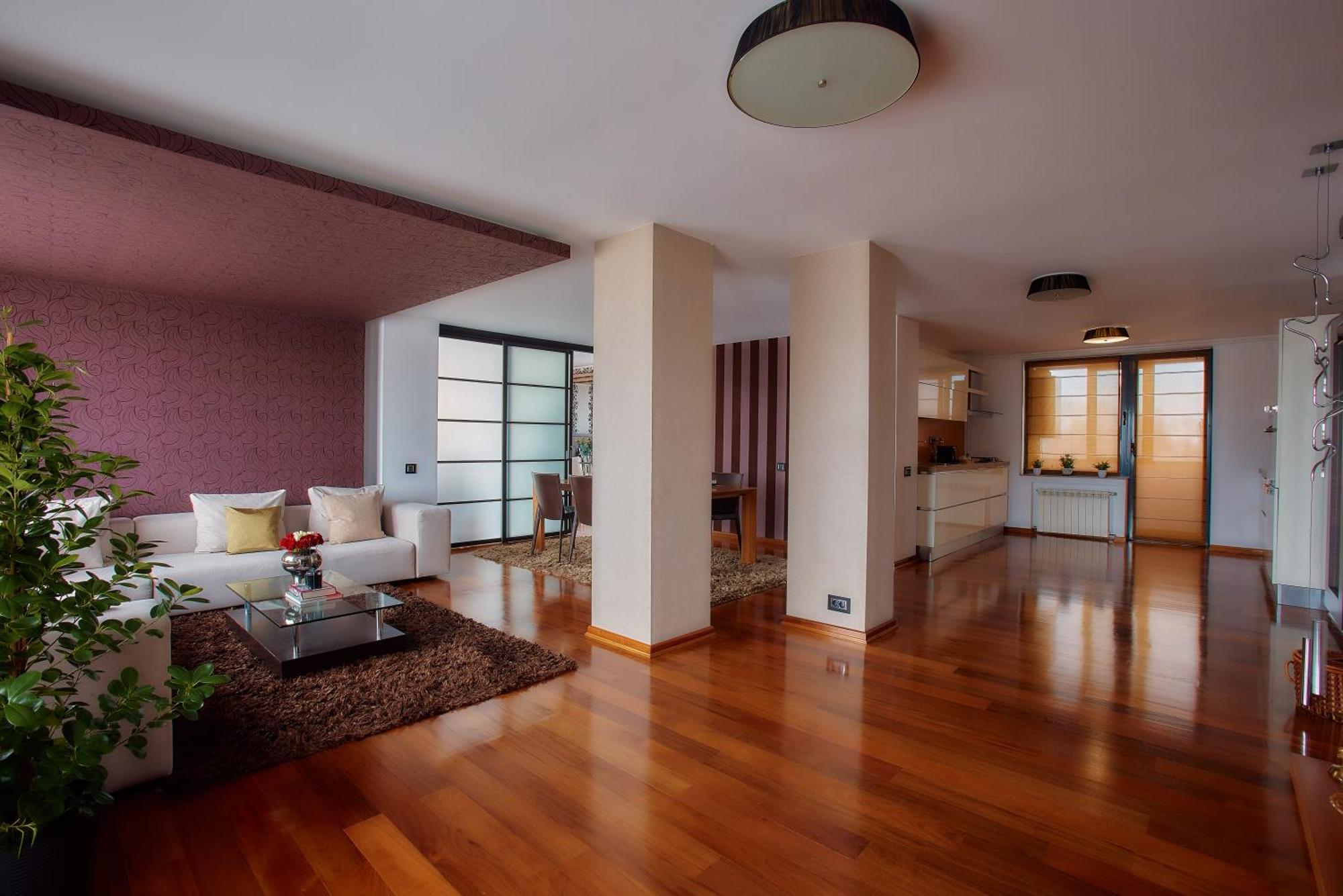 Uptown Apartment